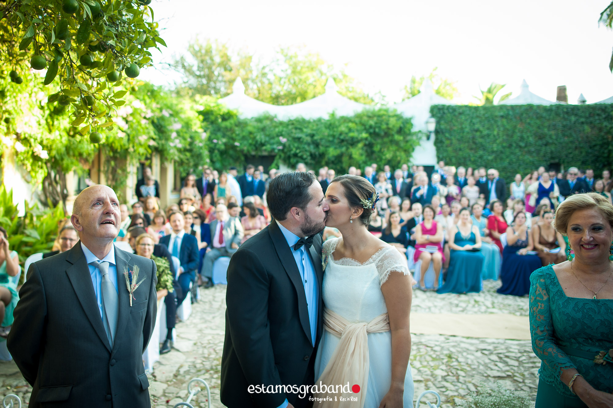 CLARA-Y-MIGUE-BACK-TO-DE-THE-WEDDING-8 Los invitados de Clara & Miguel [Back to the Wedding_Cortijo de Frías, Jerez de la Frontera] - video boda cadiz